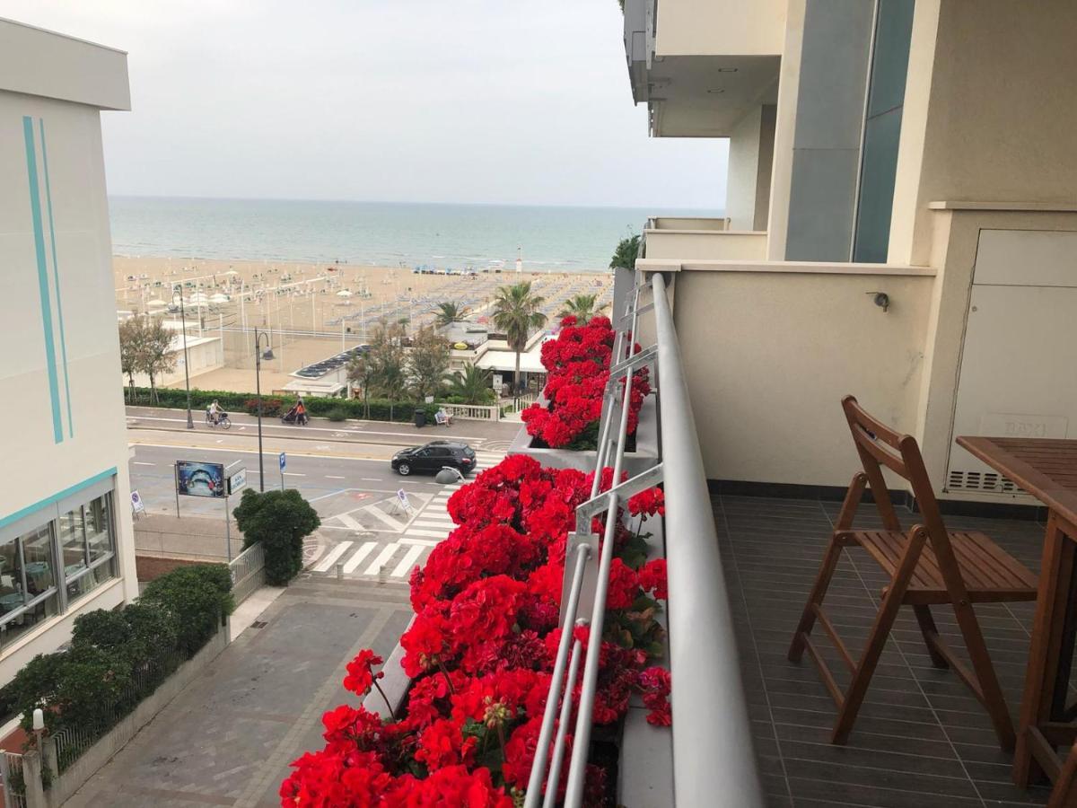 Brezza da mare Rimini Exterior foto